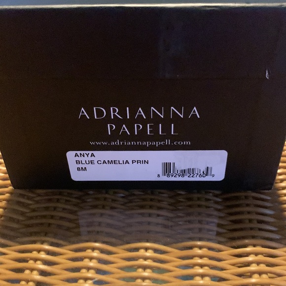 Adrianna Papell Anya shoes - Picture 2 of 5